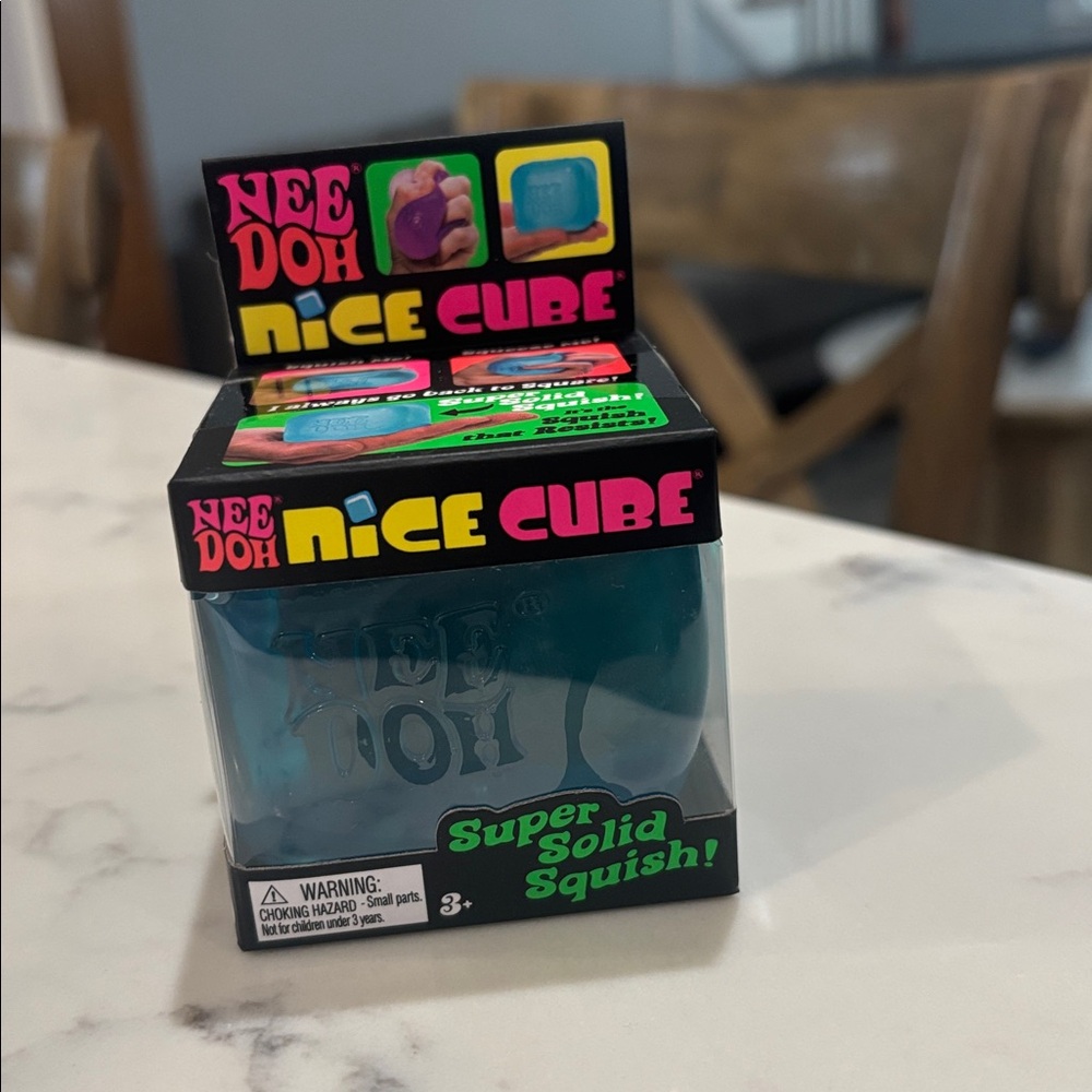 Nee Doh Nice Cube Super Solid Squish blue